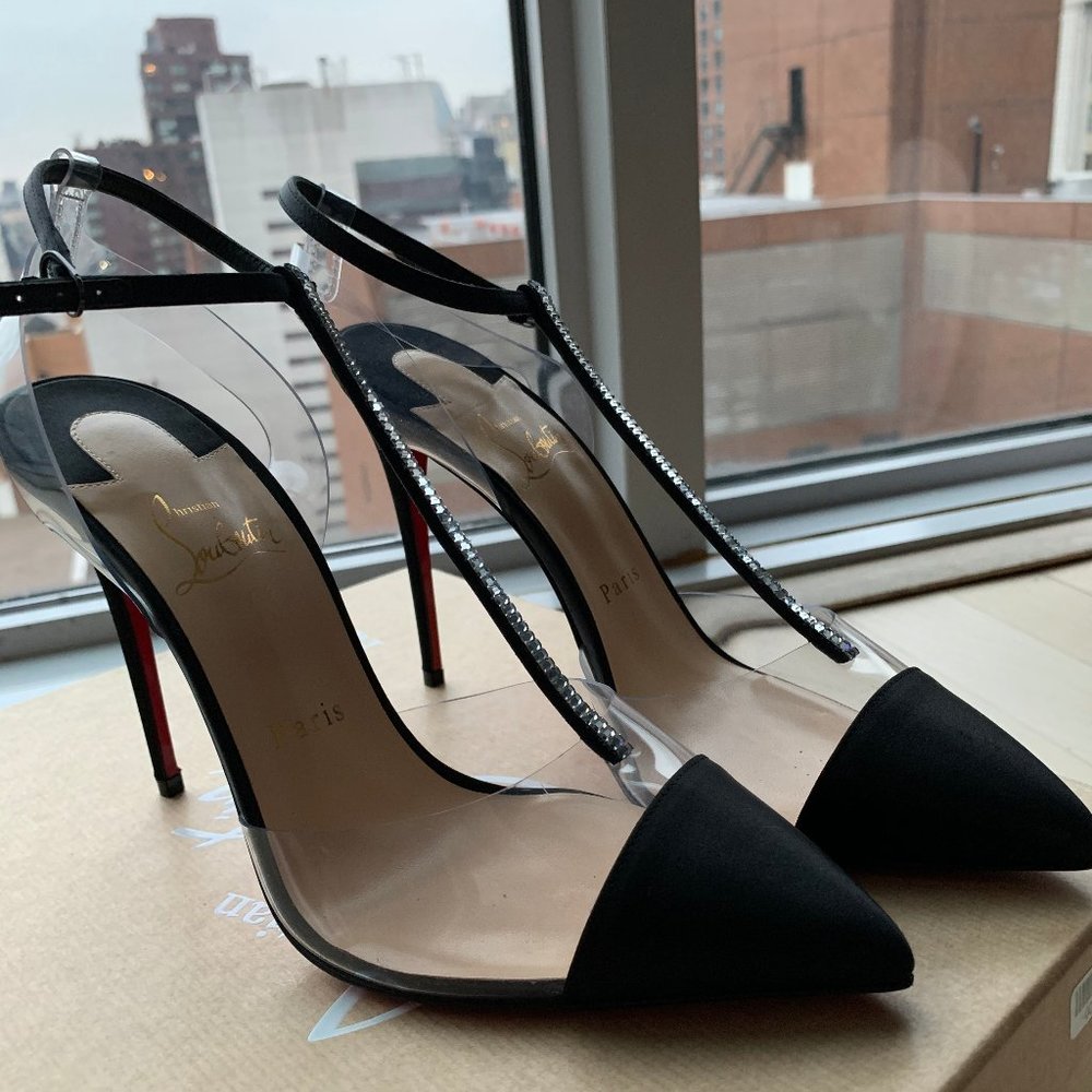 Christian Louboutin Nosy crystal-embellished Pumps